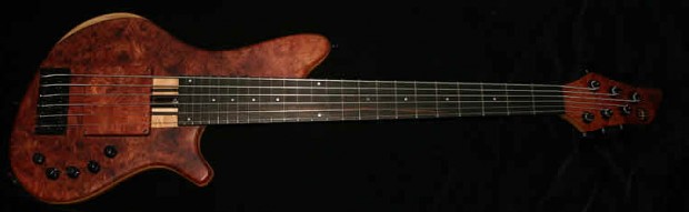Bass of the Week: AC Guitars Recurve Classic 6
