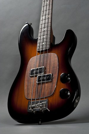 Bass of the Week: Ronin Guitars Prætorian