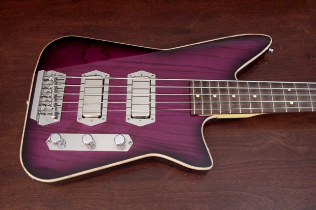 Bass of the Week: Lowe Custom Guitars Chromasonic