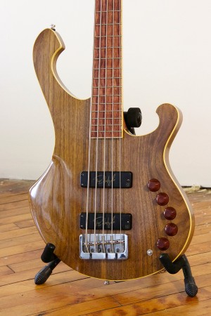 Bass of the Week: R.Hyde Guitars Soul Machine