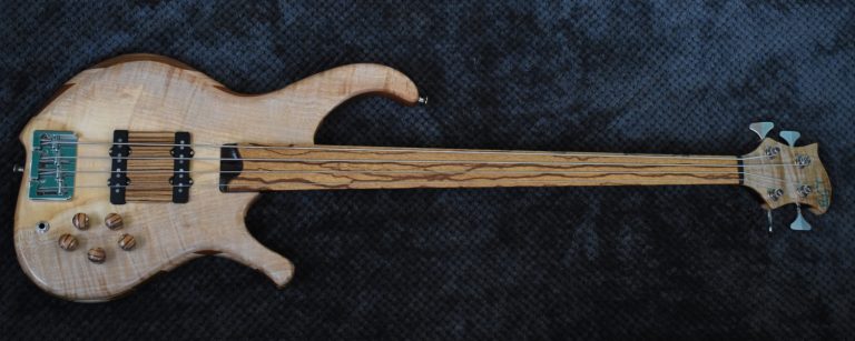 Bass of the Week: LowDown Bass Guitars Special Custom Series 4F Fretless