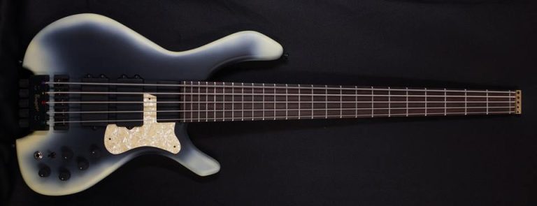 Bass of the Week: Bogart Bass Sport V Headless