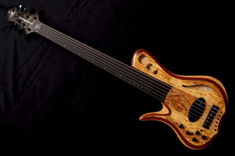 Bass of the Week: Ramsay Musical Instruments Hummingbird-RF6PZ-FL