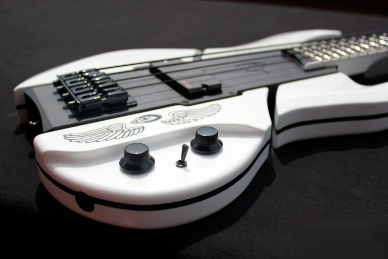 Bass of the Week: Eye’s Bass Guitars EBG-3 “Jackson”