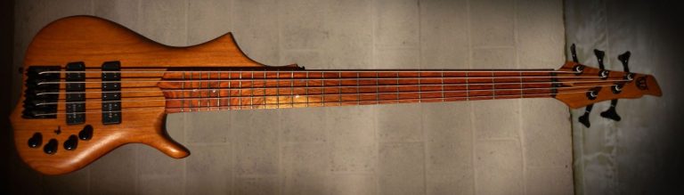 Bass of the Week: Elwray Basses Amani 5