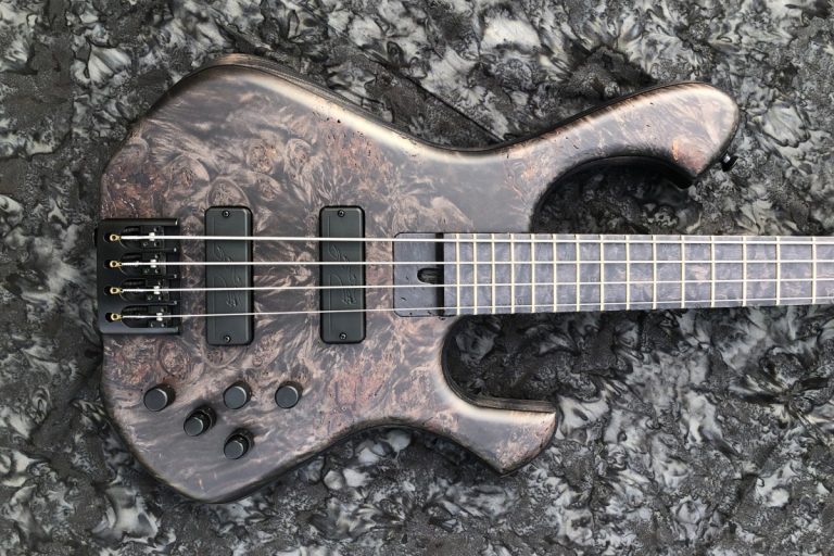 Bass of the Week: Skjold Design Guitars Skjoldslayer 4/34