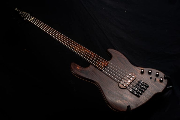 Bass of the Week: Leones JB 541FR Rosewood