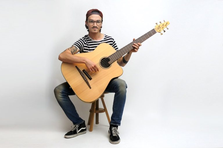 Bass of the Week: Stoll Guitars The Legendary Acoustic Bass