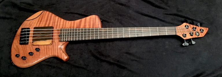 Bass of the Week: AC Guitars Finn R Type 5/33