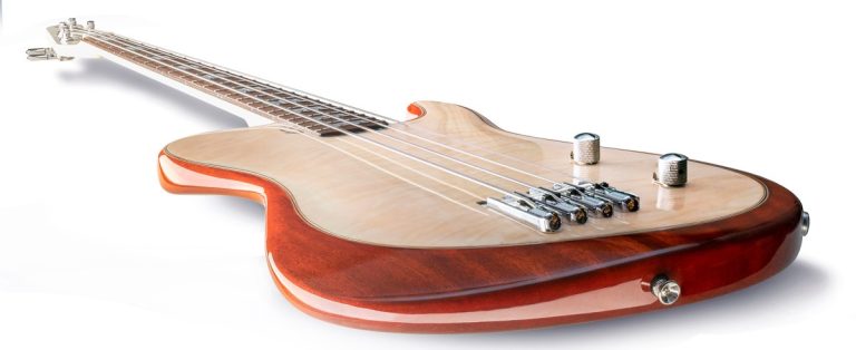 Bass of the Week: Igor Krsticevic KIXX Bass
