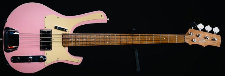 Bass of the Week: Seldon Guitars Scout 434