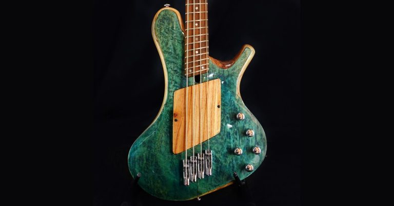 Bass of the Week: Iozzo Guitars Lambda IV