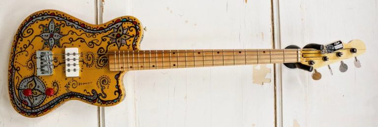 Bass of the Week: Vuorensaku Guitars T.Family Jesper Bass