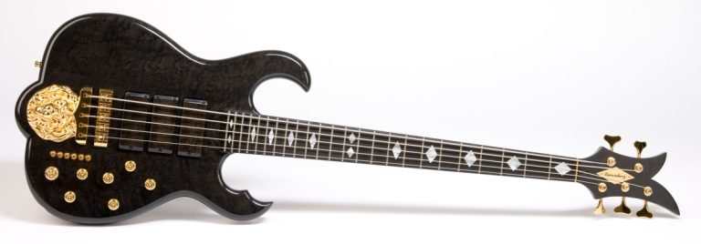 Bass of the Week: Löwenherz Basses Majesty Clarke 5-String