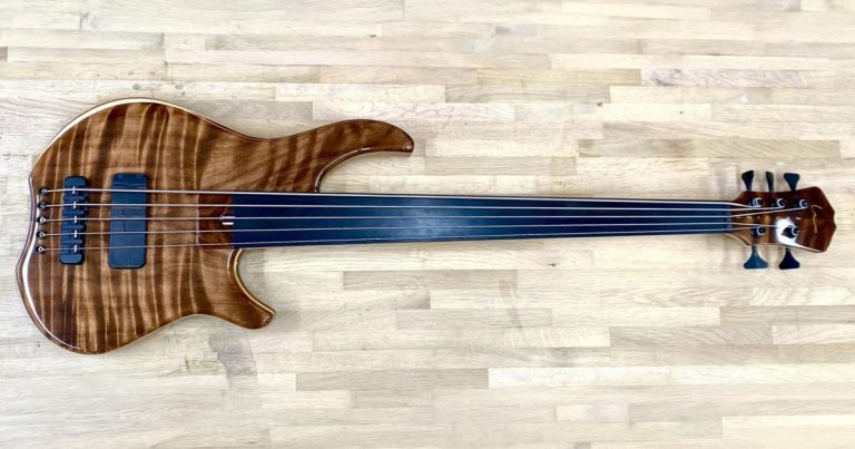 Roger Hedin’s Custom Unicornbass Pure Art S2 Fretless Features 3,000-Year-Old Redwood and No Controls